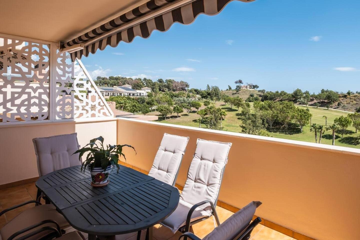 Relaxation, Golf & Beach Caleta De Velez Bagian luar foto